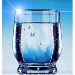 UN VASO DE AGUA AL DESPERTAR