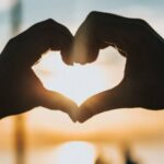 LAS PERSONAS MADURAS NO CAEN ENAMORADAS